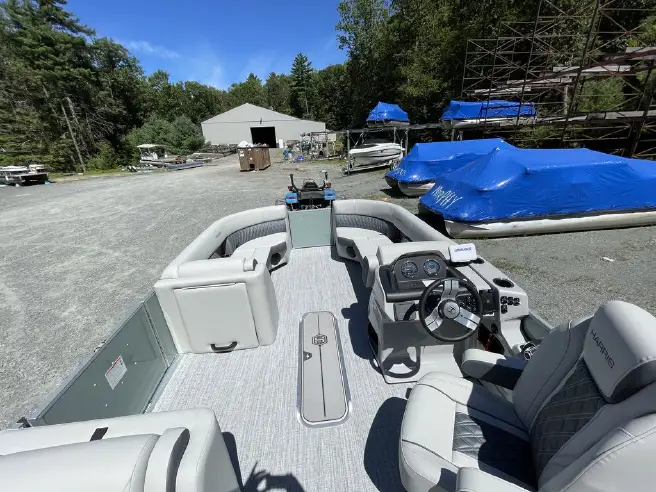 2026 Harris Cruiser 230 SL New Pontoon Boat with Sunlounge Configuration - Image 2