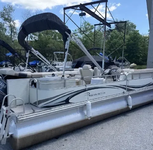 2007 Bennington 2575RL 25 Foot Yamaha 150HP Used Pontoon