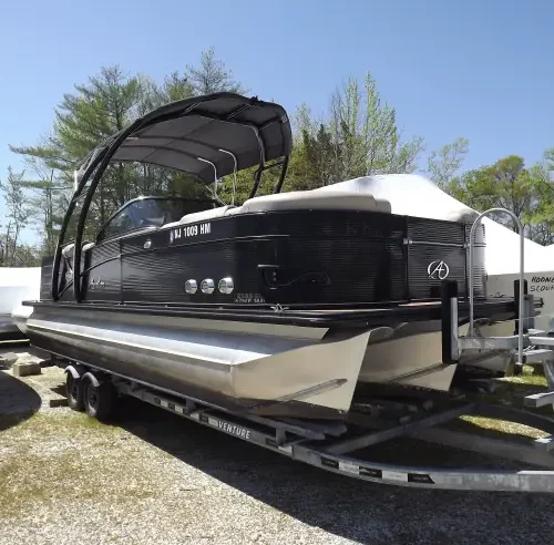 2018 Avalon 2585 EL SaltWater Series HP Mercury