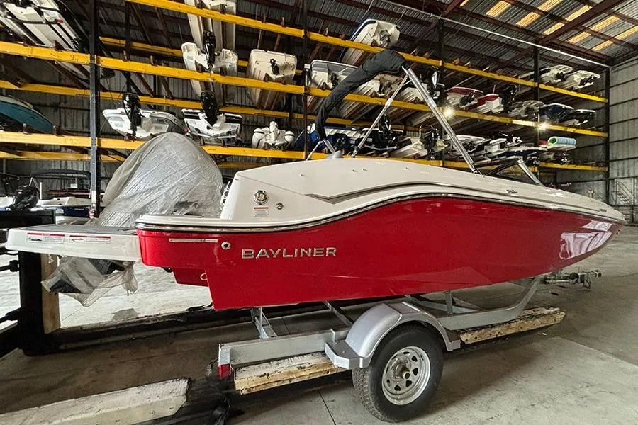 2024 Bayliner DX 2000 Bowrider 20 Foot Mercury 150HP - Image 5
