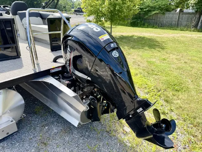 2027 Barletta S22QC Pontoon Boat New Factory Direct with 150HP Options - Image 6