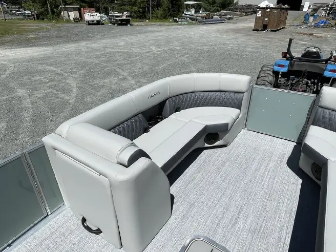 2026 Harris Cruiser 230 SL New Pontoon Boat with Sunlounge Configuration - Image 8