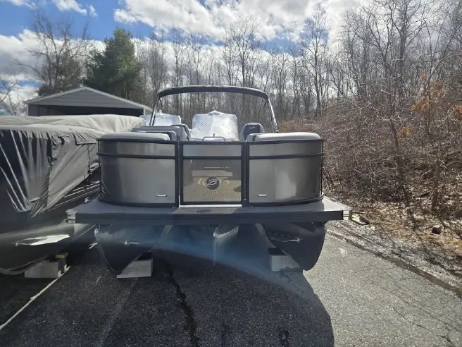 2026 Barletta A20QC Tritoon Pontoon Boat Yamaha F115LB - Image 11