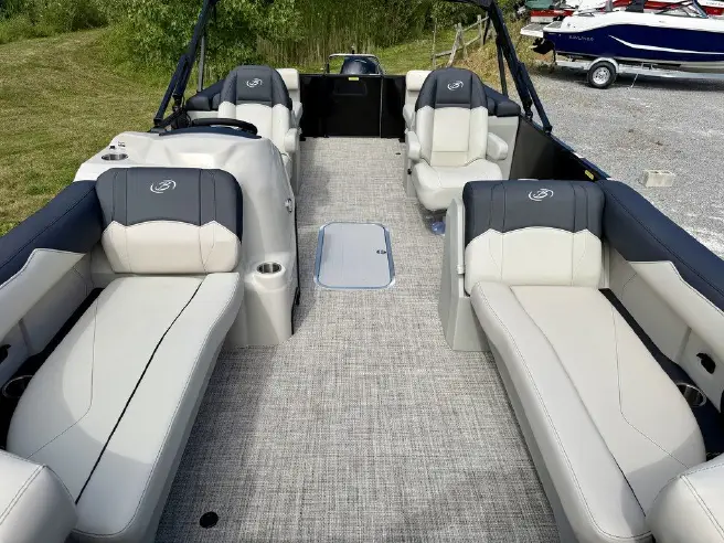 2027 Barletta S22QC Pontoon Boat New Factory Direct with 150HP Options - Image 10
