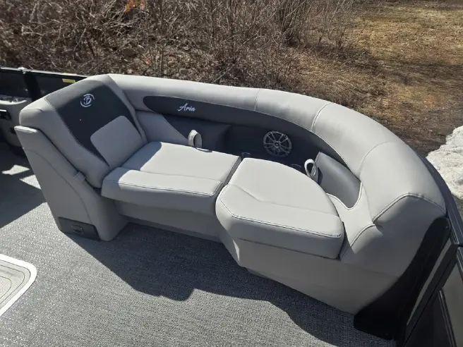 2026 Barletta A20QC Tritoon Pontoon Boat Yamaha F115LB - Image 12