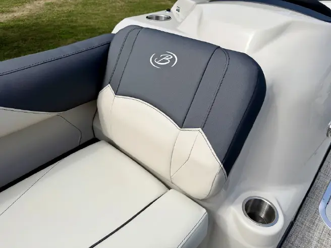 2027 Barletta S22QC Pontoon Boat New Factory Direct with 150HP Options - Image 11