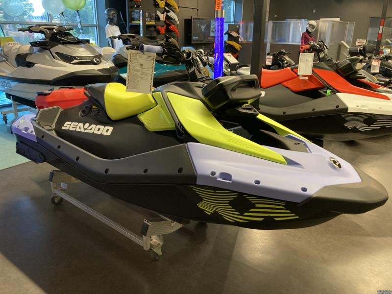 2024 Sea-Doo Spark TRIXX iBR Audio Bluetooth Personal Watercraft - Image 3