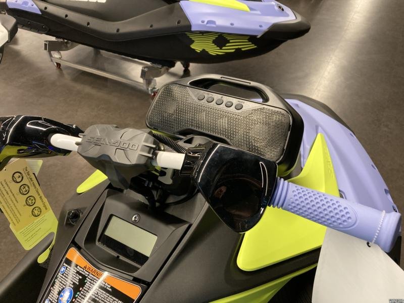 2024 Sea-Doo Spark TRIXX iBR Audio Bluetooth Personal Watercraft - Image 4