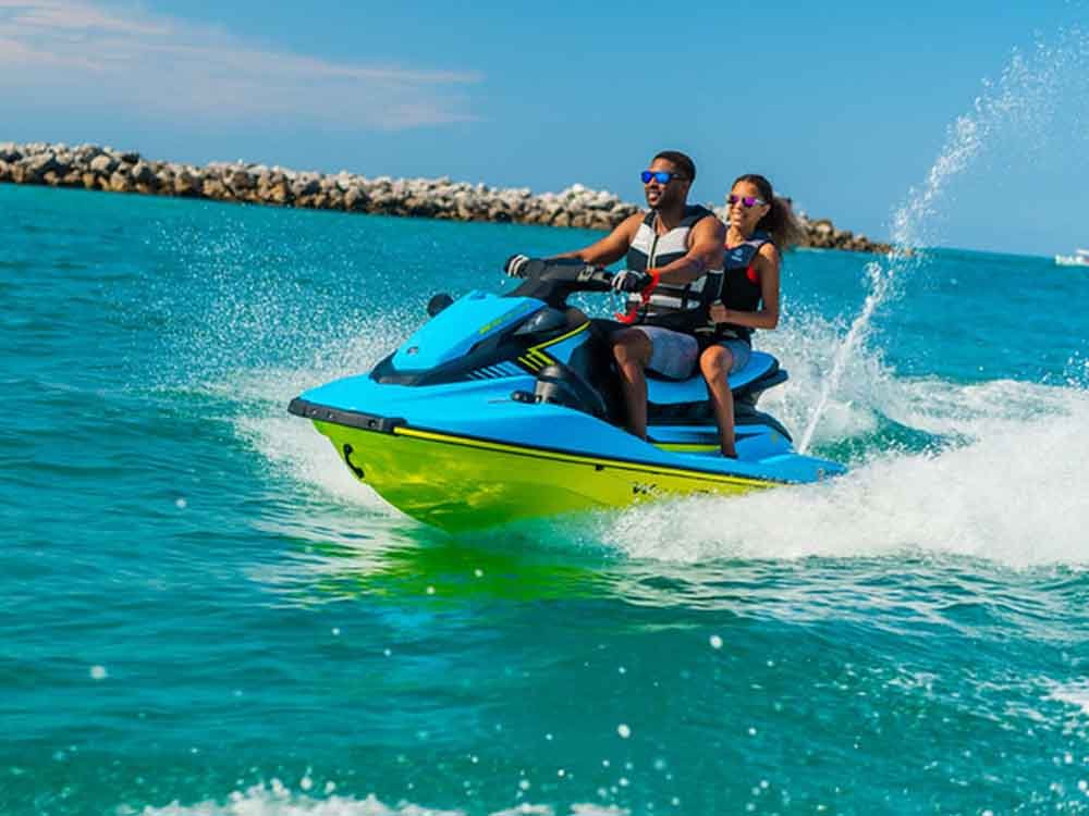 2023 Yamaha EX Deluxe Entry-Level Deluxe Personal Watercraft - Image 5