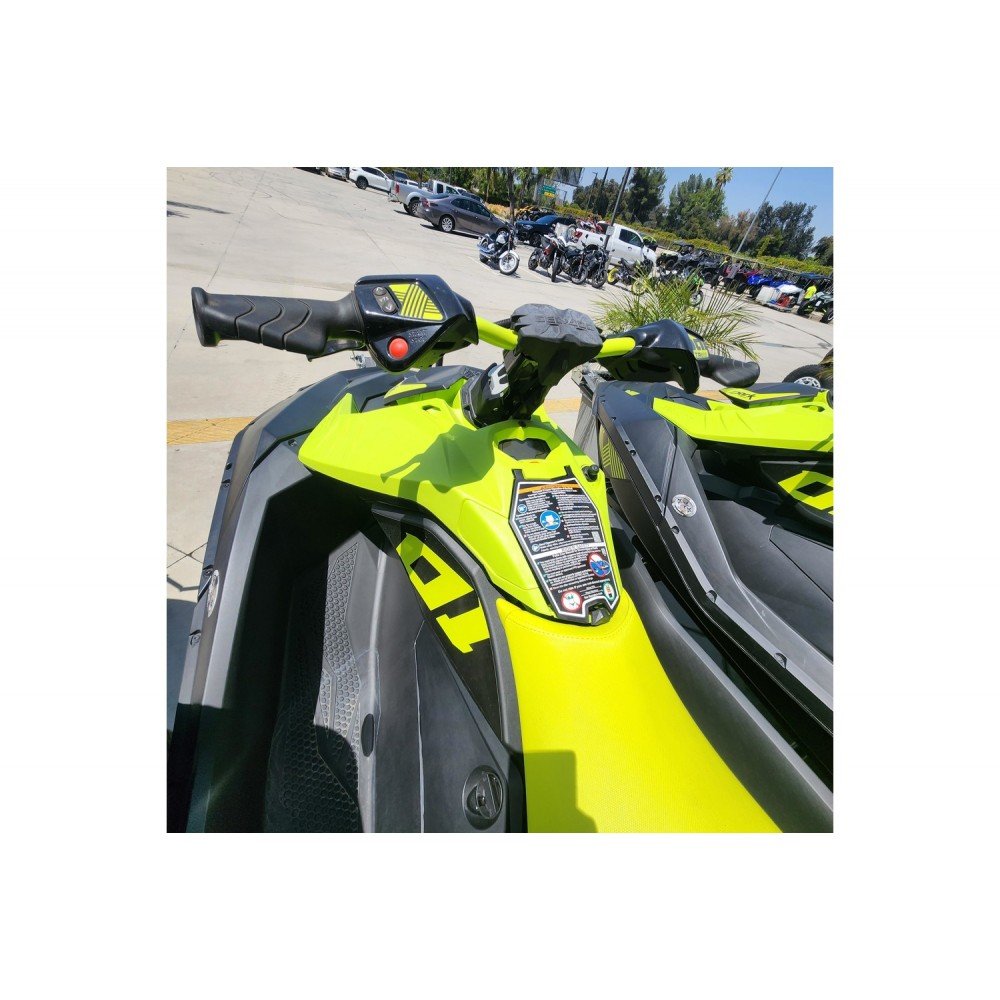2023 Sea-Doo Spark 90 3-Up iBR Intelligent Braking Personal Watercraft - Image 7