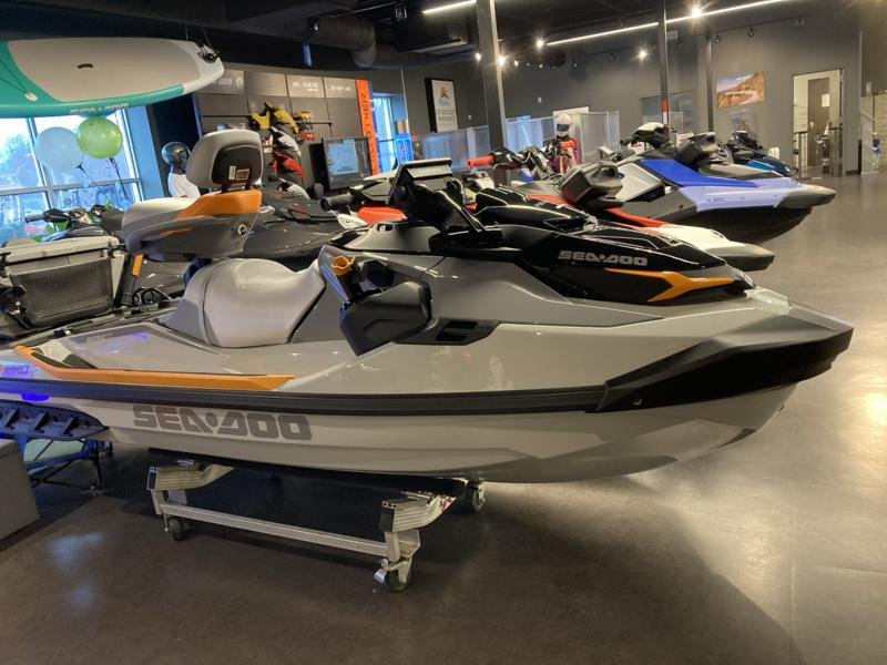 2025 Sea-Doo FishPro Trophy 170 Premium Fishing Personal Watercraft - Image 10