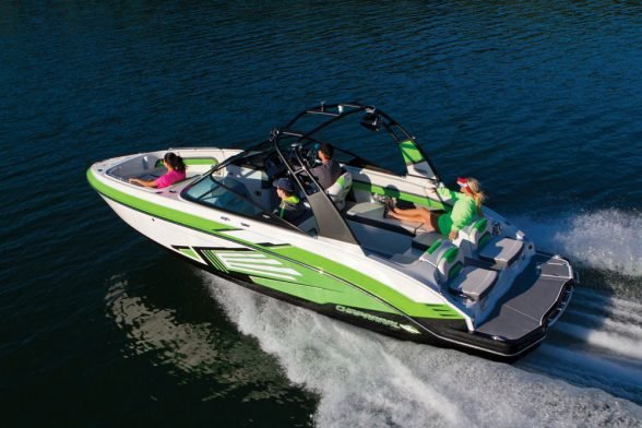 jet boat, clear day, professional shot