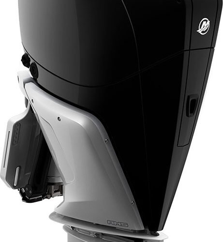 Mercury Verado 300 V8 outboard motor 4.6L 32 valve DOHC